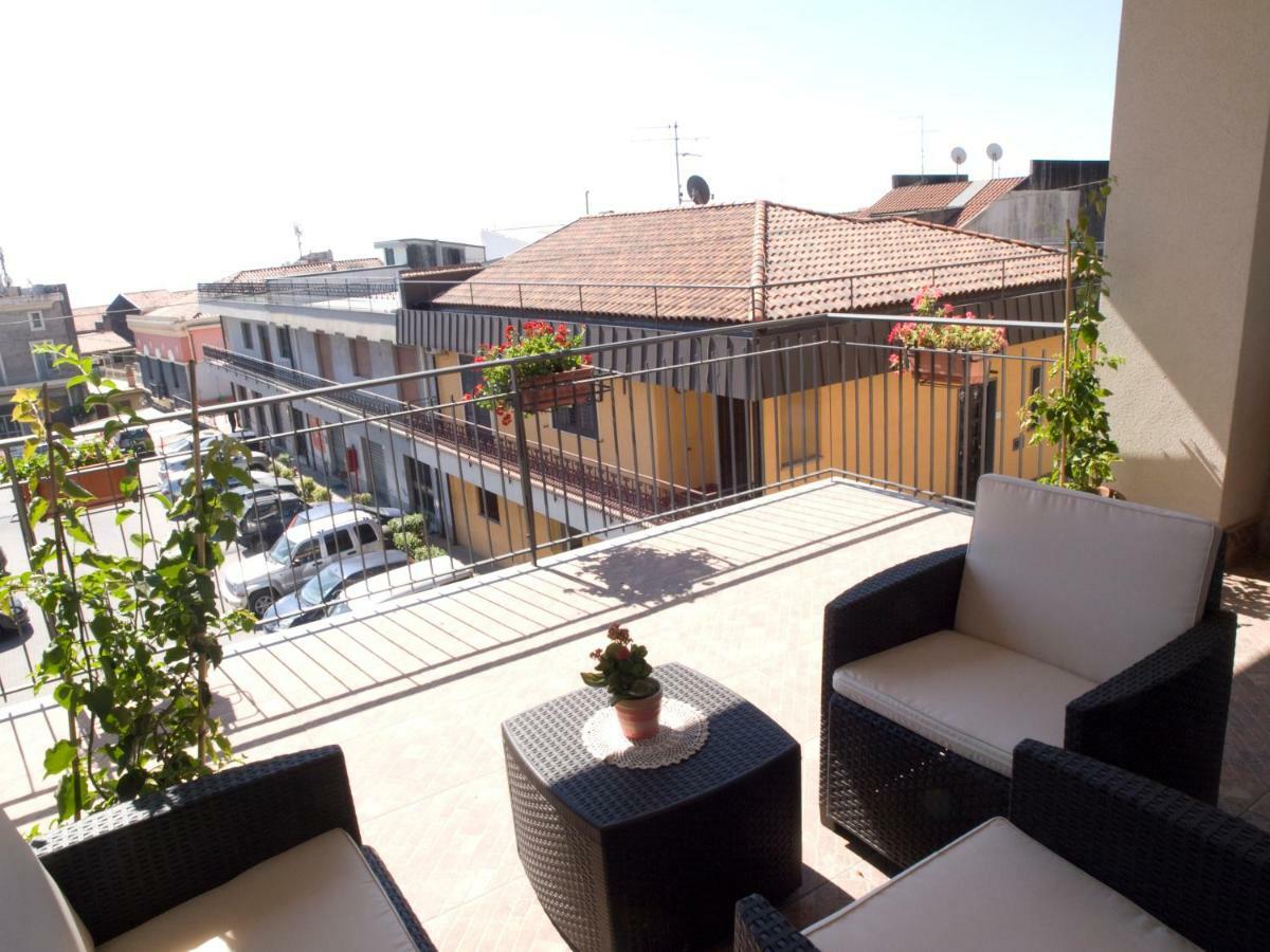 Bouganville House Zafferana Etnea Esterno foto